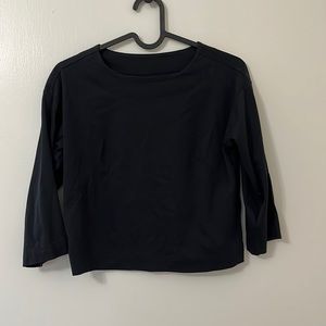 Everlane cropped shirt. 3/4 sleeves. Size xxs